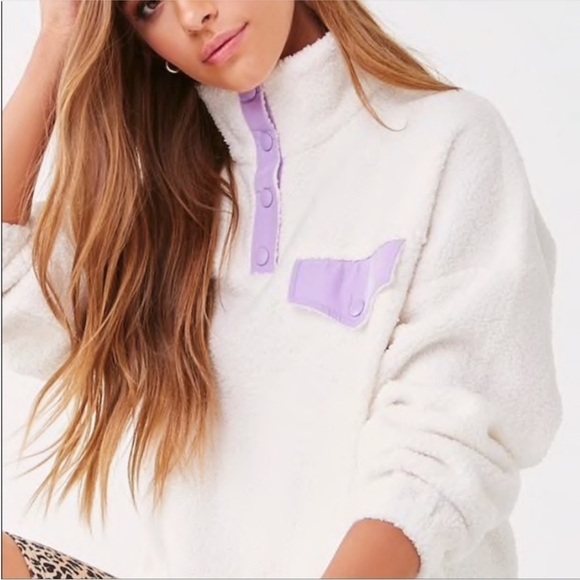 Forever 21 Contrast Trim Fleece Faux Shearling Pullover White Size Small - Picture 1 of 14